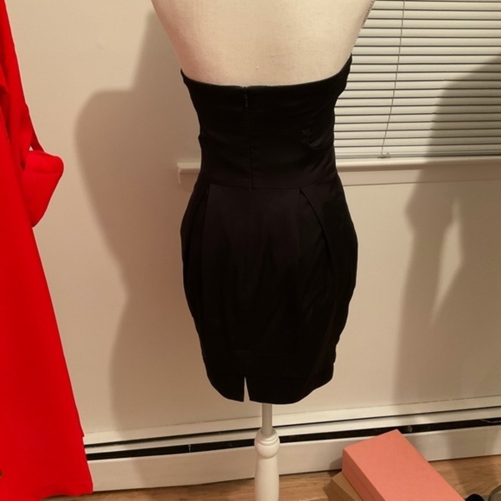 BeBe off the shoulder dress - Picture 2 of 4